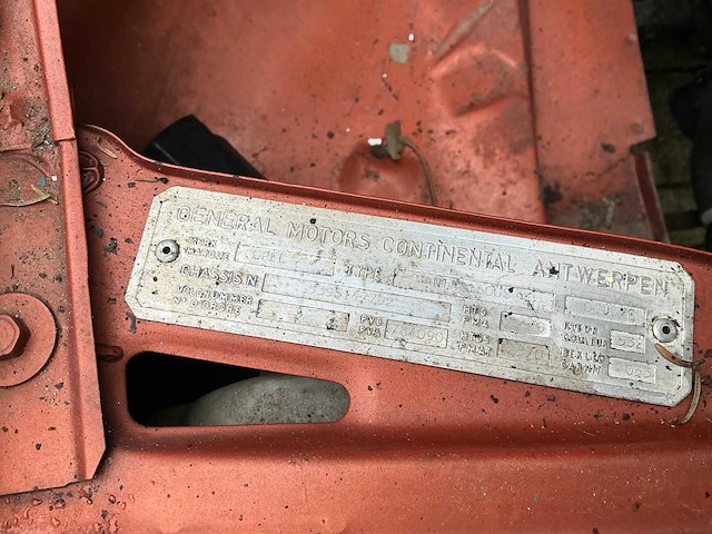 1979 opel manta s cc oldtimer - afbeelding 24 van  34