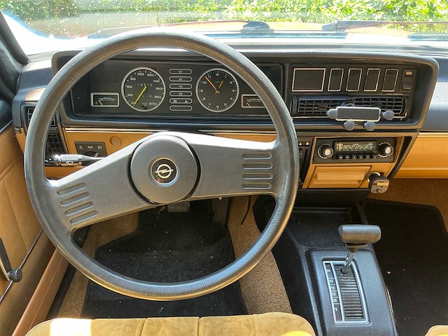 1979 opel rekord 2.0 s automatic personenauto - afbeelding 10 van  29