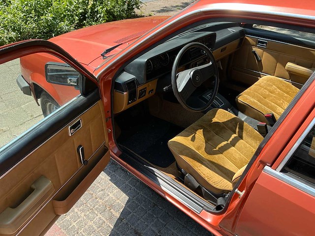 1979 opel rekord 2.0 s automatic personenauto - afbeelding 17 van  29