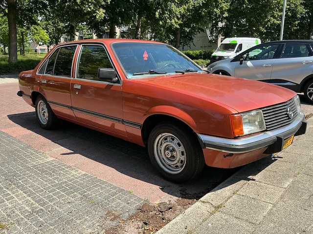 1979 opel rekord 2.0 s automatic personenauto - afbeelding 27 van  29