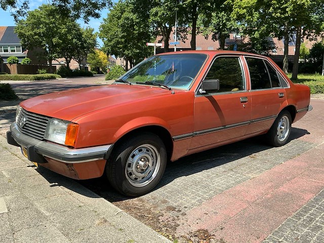 1979 opel rekord 2.0 s automatic personenauto - afbeelding 1 van  26