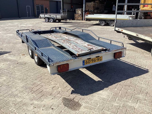 1979 pekawee ambulance a geremde 2-assige multitransporter - afbeelding 4 van  7