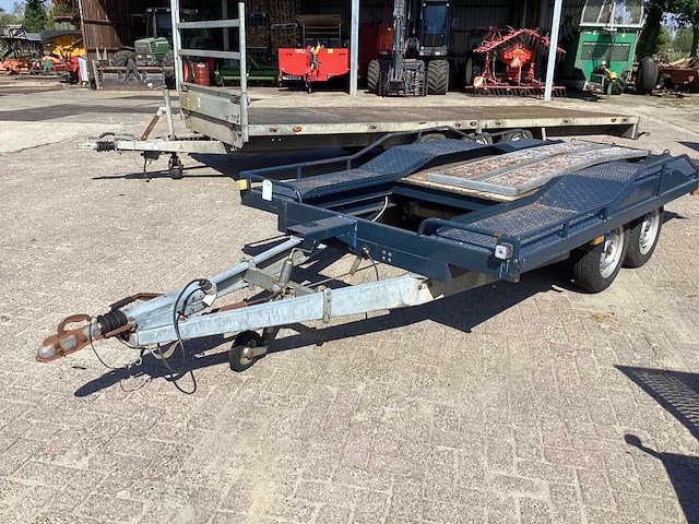 1979 pekawee ambulance a geremde 2-assige multitransporter - afbeelding 7 van  7