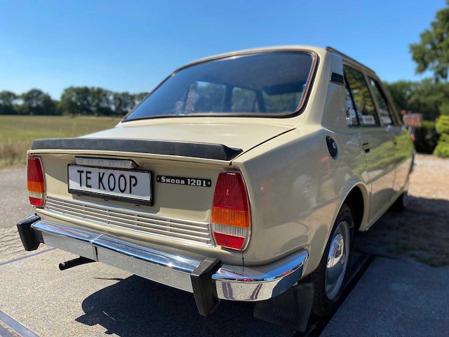 1979 skoda 120 l oldtimer - afbeelding 22 van  22