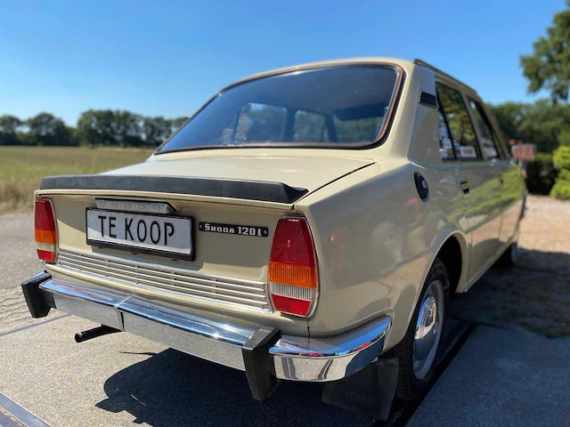 1979 skoda 120 l oldtimer - afbeelding 22 van  22