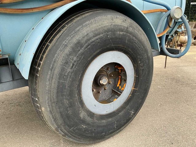 1979 veenhuis 10000 mesttank - afbeelding 12 van  19