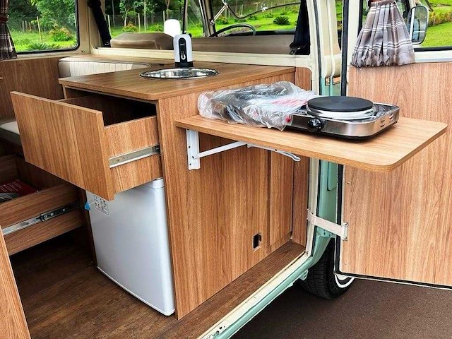 1979 volkswagen t2 camper 1600 | classic vw camper bus - afbeelding 1 van  20