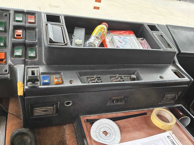1979 volvo f1020 turbo 6 oldtimer portaalarm wagen - afbeelding 5 van  14