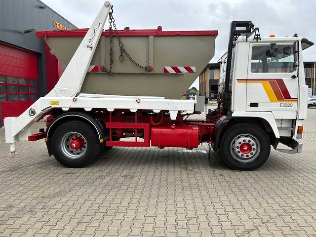 1979 volvo f1020 turbo 6 oldtimer portaalarm wagen - afbeelding 10 van  14