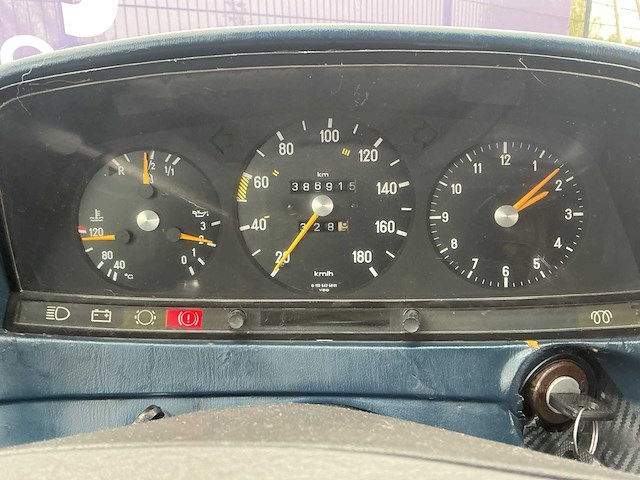 1980 - mercedes-benz - 300d - personenauto - afbeelding 10 van  11