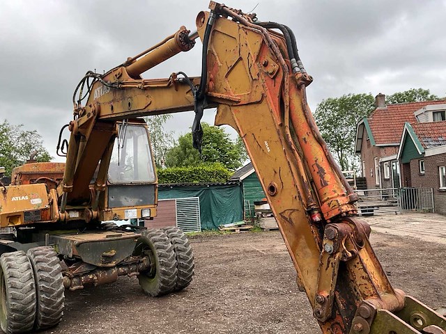 1980 atlas 1302d banden graafmachine - afbeelding 5 van  36