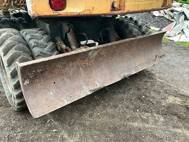 1980 atlas 1302d banden graafmachine - afbeelding 10 van  36