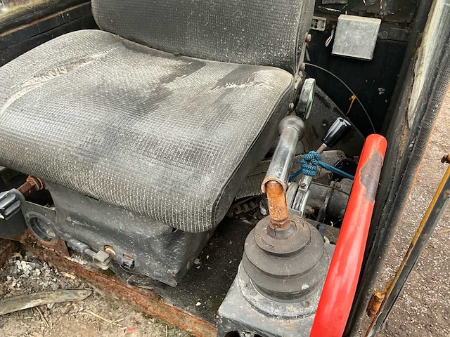 1980 atlas 1302d banden graafmachine - afbeelding 19 van  36