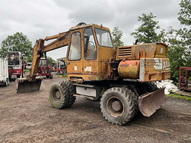 1980 atlas 1302d banden graafmachine - afbeelding 31 van  36