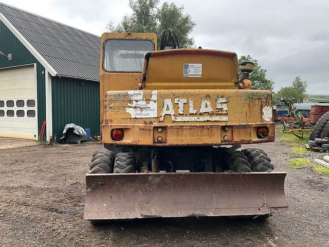 1980 atlas 1302d banden graafmachine - afbeelding 32 van  36