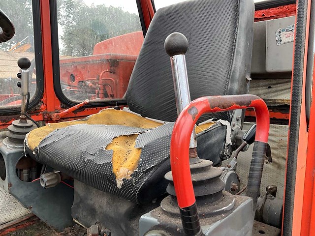 1980 atlas ab1302 d banden graafmachine - afbeelding 32 van  32