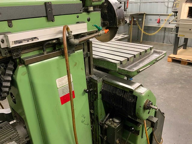 1980 deckel fp3l v freesmachine - afbeelding 8 van  13