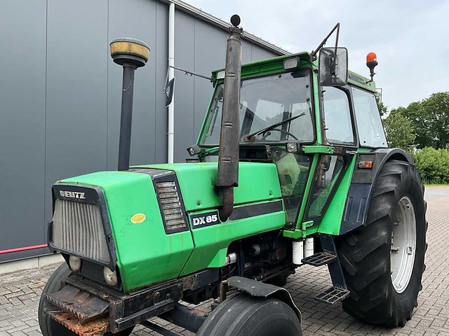 1980 deutz-fahr dx85 tweewielaangedreven landbouwtractor - afbeelding 34 van  34