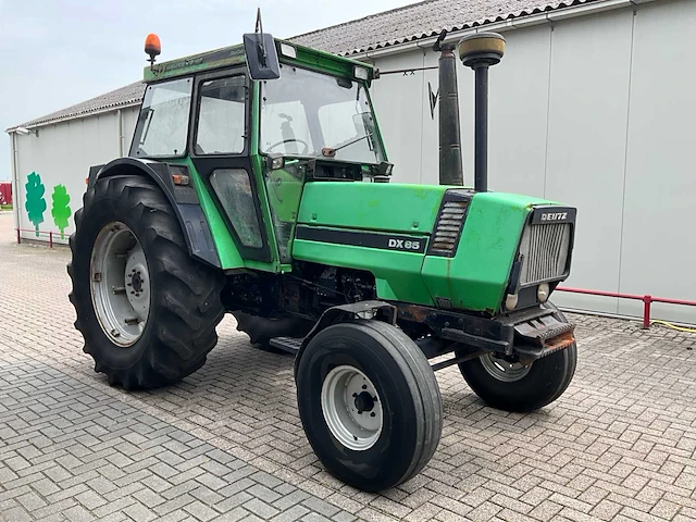 1980 deutz-fahr dx85 tweewielaangedreven landbouwtractor - afbeelding 30 van  34