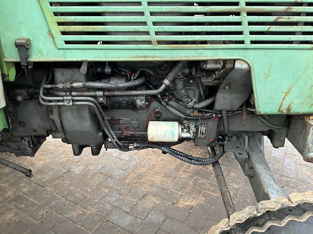 1980 fendt farmer 104 ls turbomatic tweewielaangedreven landbouwtractor - afbeelding 5 van  19