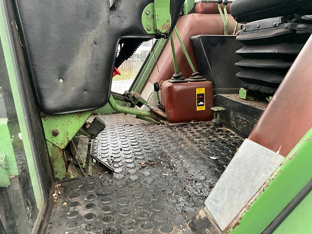 1980 fendt favorit 600 ls turbomatik vierwielaangedreven landbouwtractor - afbeelding 32 van  38