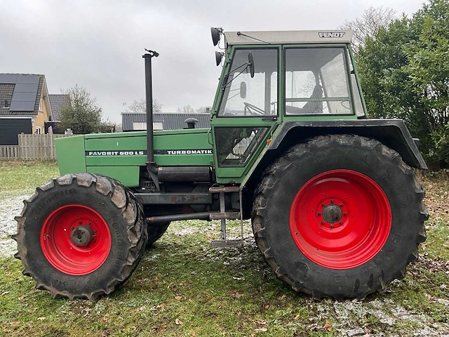 1980 fendt favorit 600 ls turbomatik vierwielaangedreven landbouwtractor - afbeelding 38 van  38