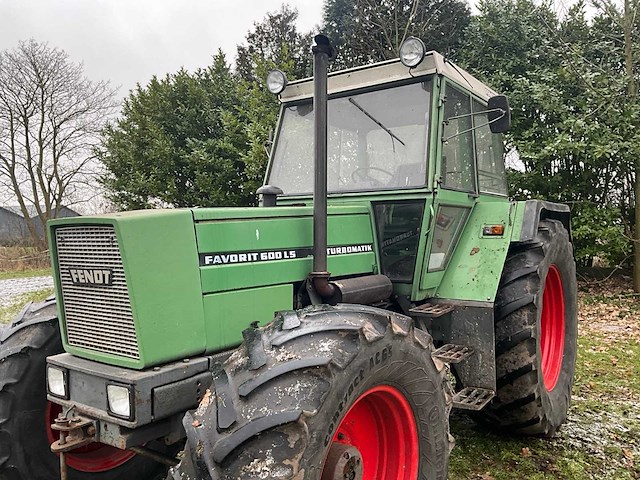 1980 fendt favorit 600 ls turbomatik vierwielaangedreven landbouwtractor - afbeelding 10 van  36
