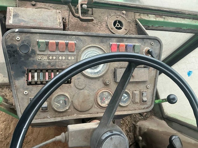 1980 fendt favorit 611 lsa vierwielaangedreven landbouwtractor - afbeelding 17 van  37