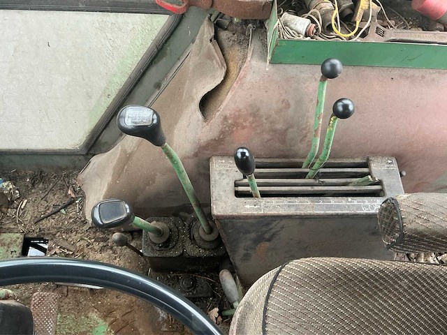 1980 fendt favorit 611 lsa vierwielaangedreven landbouwtractor - afbeelding 19 van  37