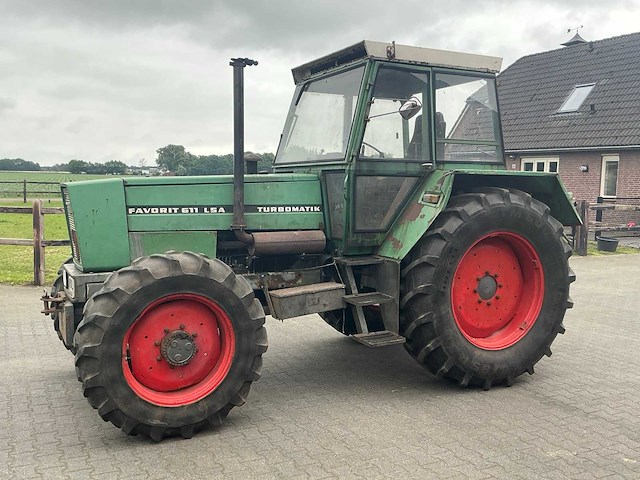 1980 fendt favorit 611 lsa vierwielaangedreven landbouwtractor - afbeelding 33 van  37