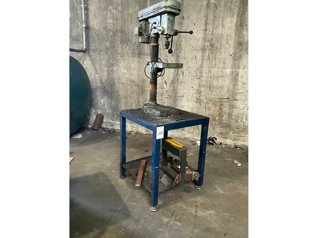 1980 ferm fm16 kolomboormachine - afbeelding 1 van  4