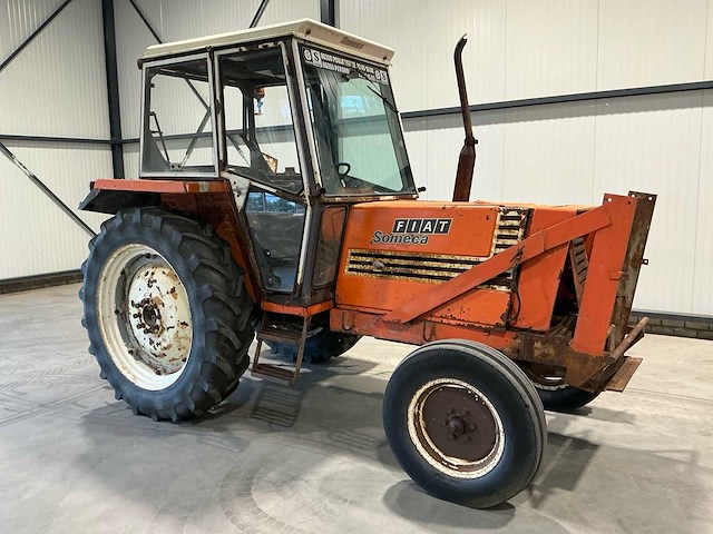 1980 fiat 780 tweewielaangedreven landbouwtractor - afbeelding 4 van  30