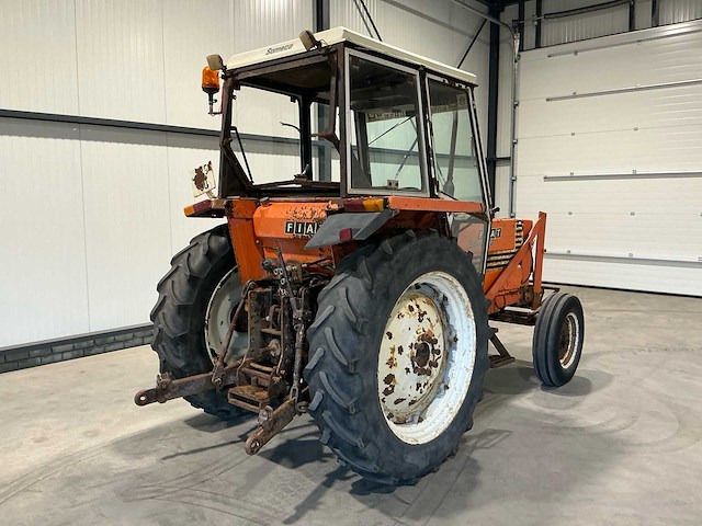 1980 fiat 780 tweewielaangedreven landbouwtractor - afbeelding 7 van  30
