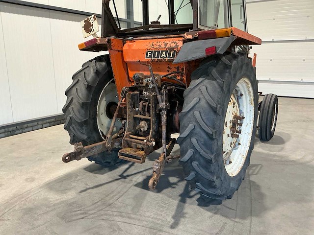 1980 fiat 780 tweewielaangedreven landbouwtractor - afbeelding 8 van  30