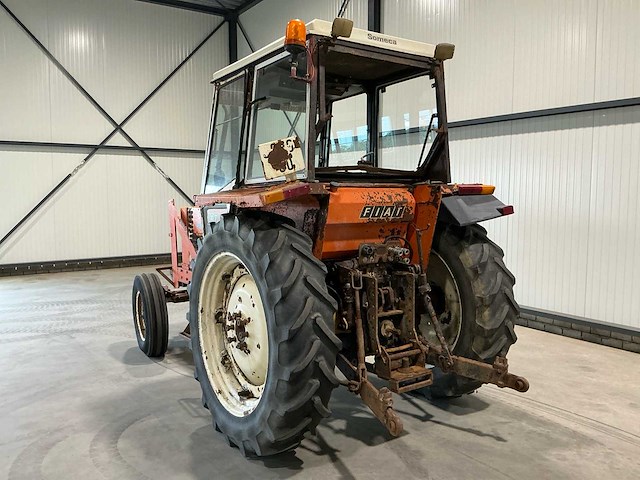 1980 fiat 780 tweewielaangedreven landbouwtractor - afbeelding 27 van  30