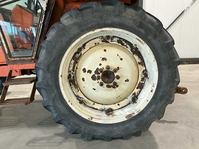 1980 fiat 780 tweewielaangedreven landbouwtractor - afbeelding 18 van  30