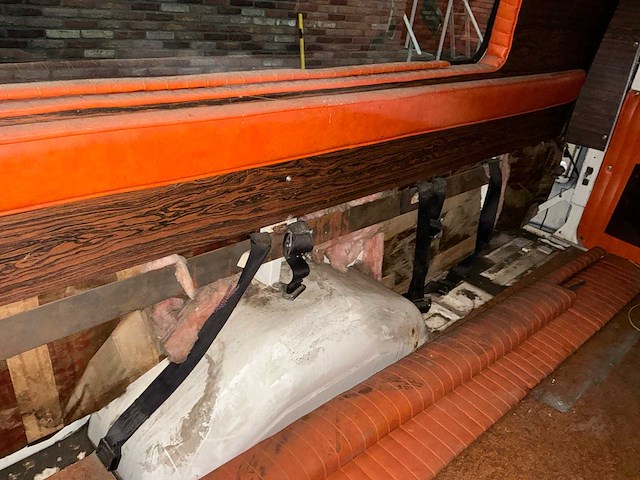 1980 ford 350 ecolinder ambulance - afbeelding 21 van  43