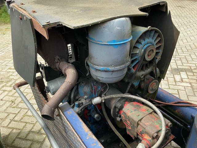 1980 hiab 852-2235a hydraulische laadkraan met diesel motor - afbeelding 7 van  27