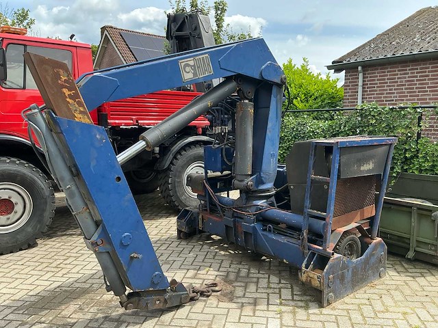 1980 hiab 852-2235a hydraulische laadkraan met diesel motor - afbeelding 1 van  27