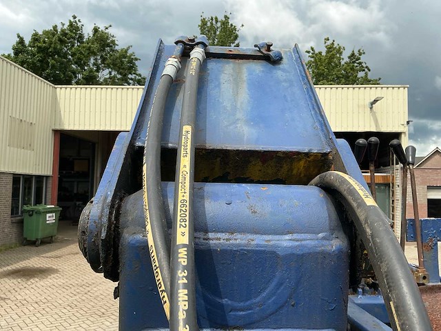 1980 hiab 852-2235a hydraulische laadkraan met diesel motor - afbeelding 17 van  27
