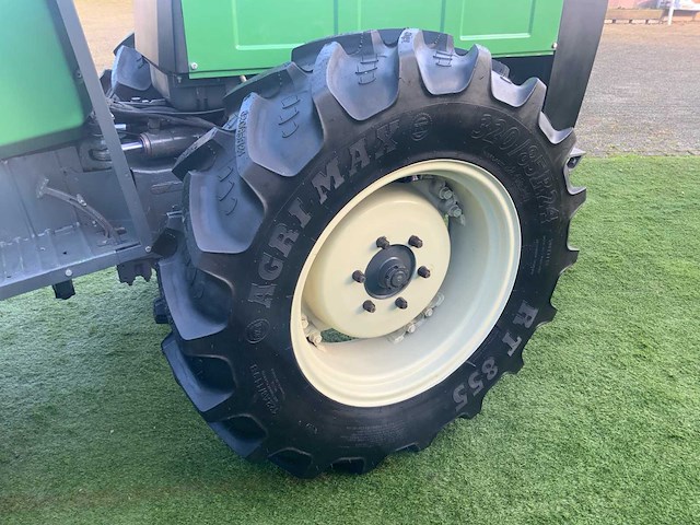 1980 holder a60 turbo vierwielaangedreven tractor - afbeelding 9 van  26