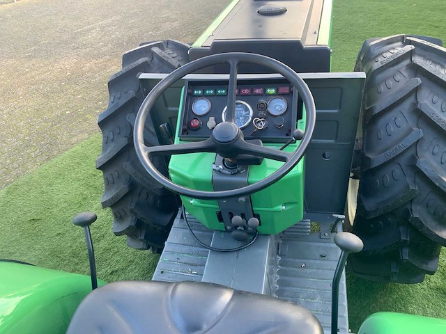 1980 holder a60 turbo vierwielaangedreven tractor - afbeelding 13 van  26