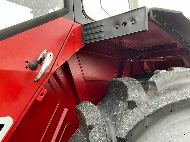 1980 international 1455 vierwielaangedreven landbouwtractor - afbeelding 8 van  39