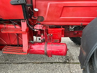 1980 international 1455 vierwielaangedreven landbouwtractor - afbeelding 13 van  39