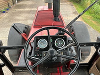 1980 international 1455 vierwielaangedreven landbouwtractor - afbeelding 15 van  39