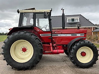 1980 international 1455 vierwielaangedreven landbouwtractor - afbeelding 29 van  39