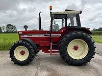 1980 international 1455 vierwielaangedreven landbouwtractor - afbeelding 6 van  39