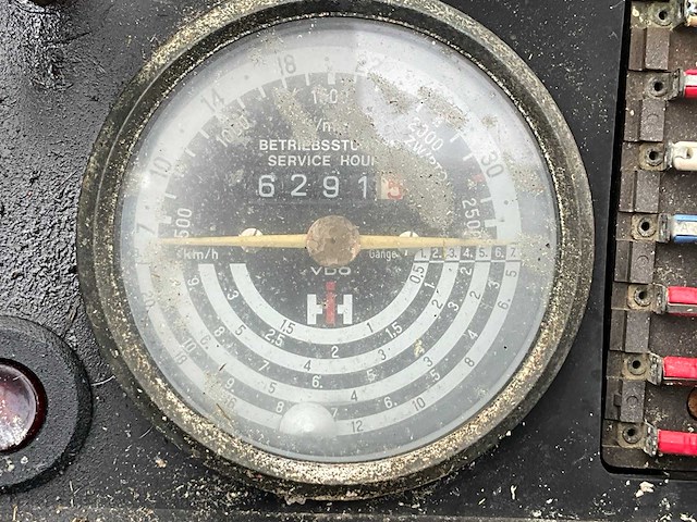 1980 international 844 s tweewielaangedreven landbouwtractor - afbeelding 5 van  17