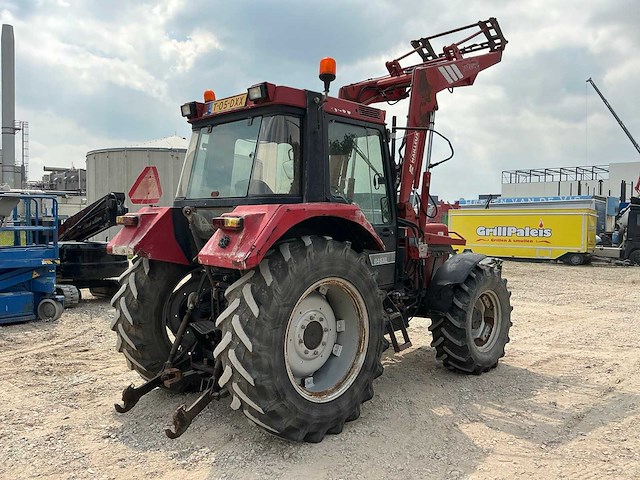 1980 international 845xl vierwielaangedreven landbouwtractor - afbeelding 17 van  19