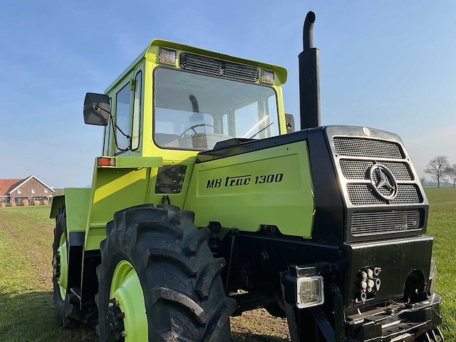 1980 mercedes- benz mb trac 1300 turbo vierwielaangedreven landbouwtractor - afbeelding 3 van  24